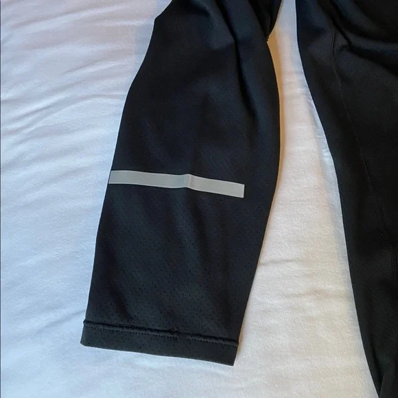 Nike Black Long Sleeve Dri-FIT Shirt - Picture 3 of 9